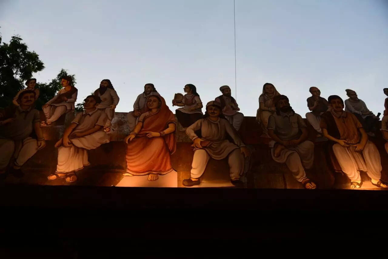 Bhowanipur 75 Palli’s 61st Durga Puja Pandal Showcasing the 2025 Theme Binodini_11