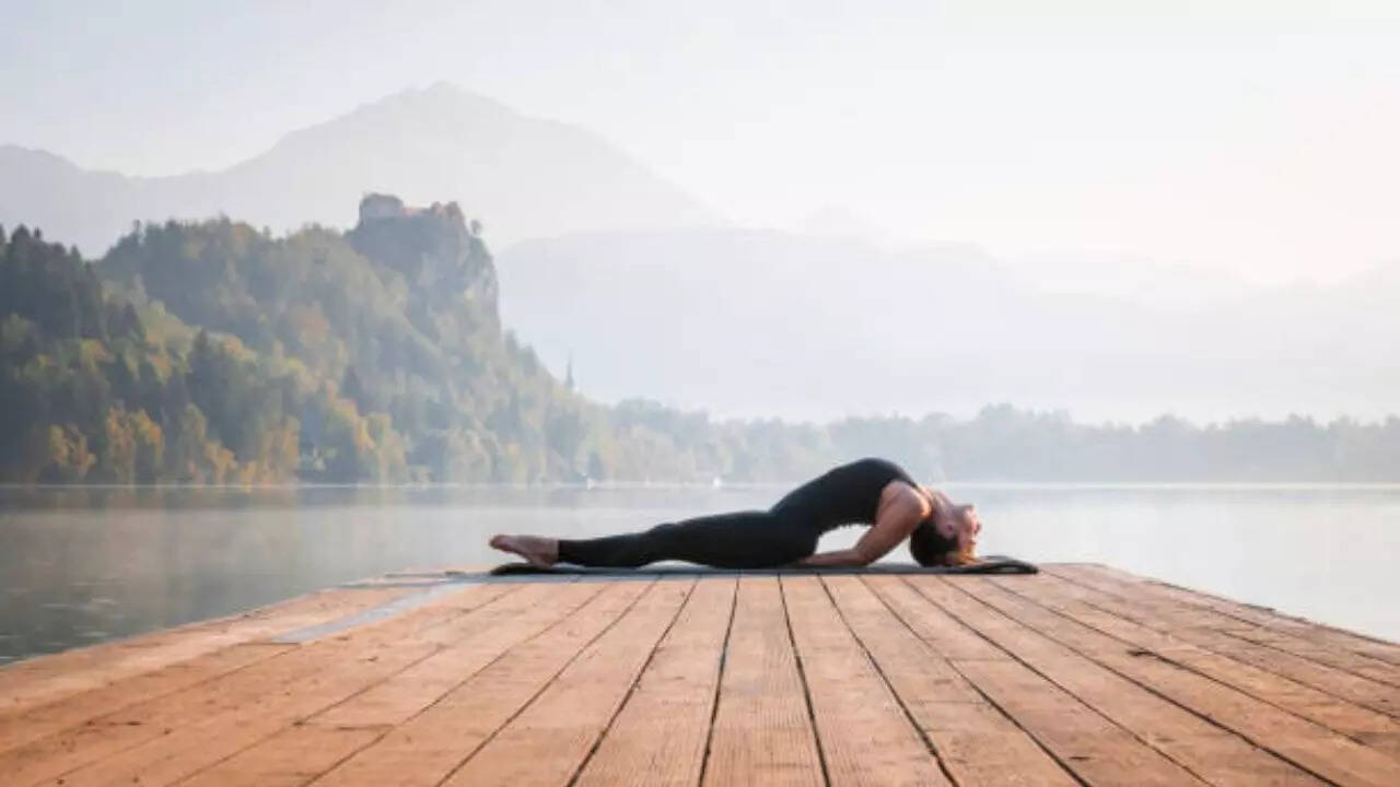 Fish pose
