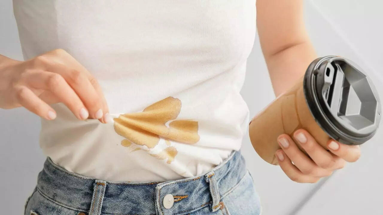 துணிகளில் செட்-இன் கறைகளைத் தடுக்க உதவிக்குறிப்புகள்