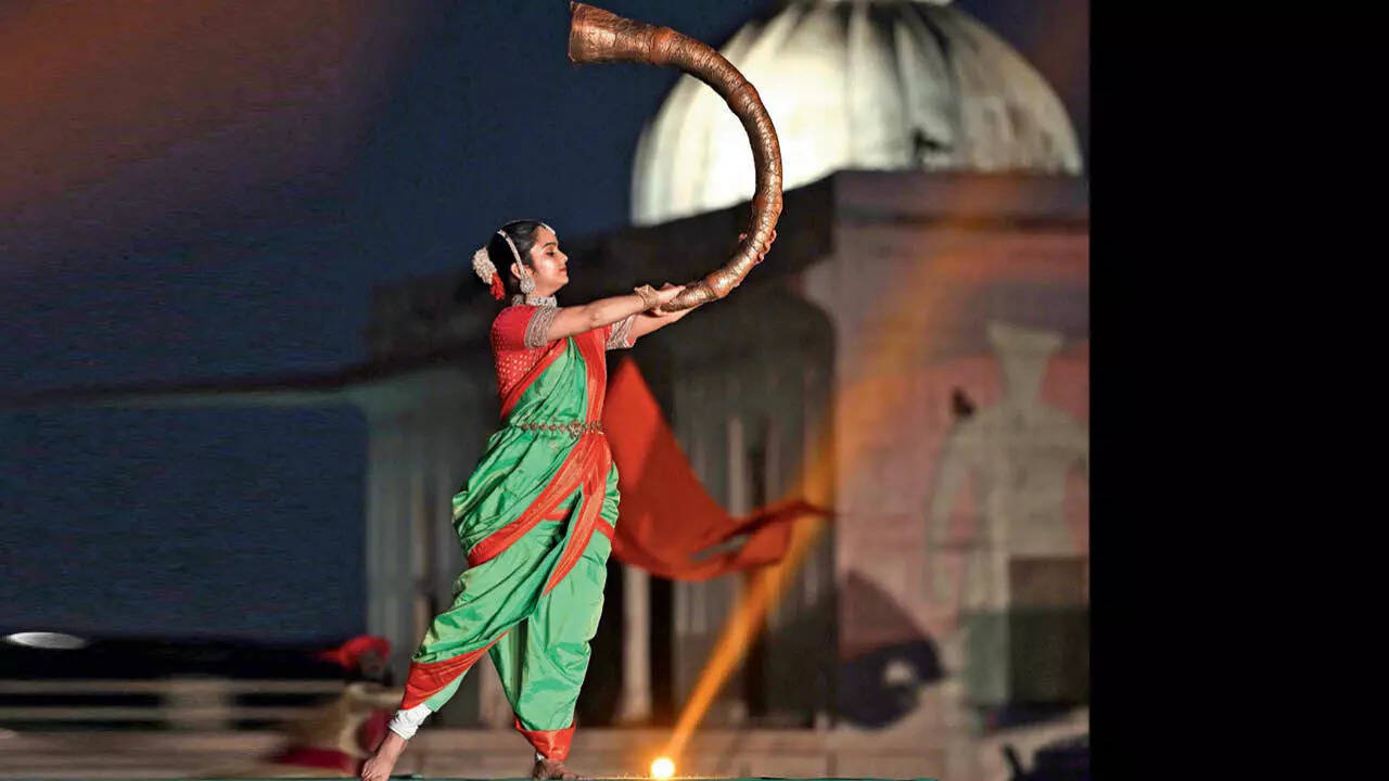 A multi-sensory show brought the fort's history to life