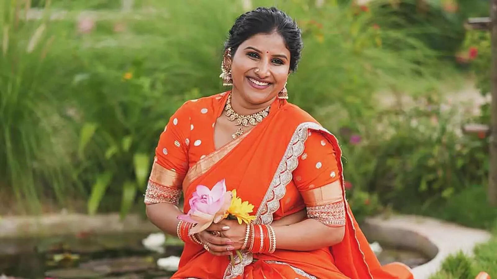 pg1&3_mangli_Bathukamma_thumb1