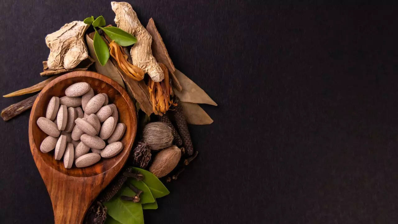 Can ayurvedic supplements silently damage the liver? Doctor shares personal story and warns of hidden risks | Can ayurvedic supplements silently damage the liver? Doctor shares personal story and warns of hidden risks |