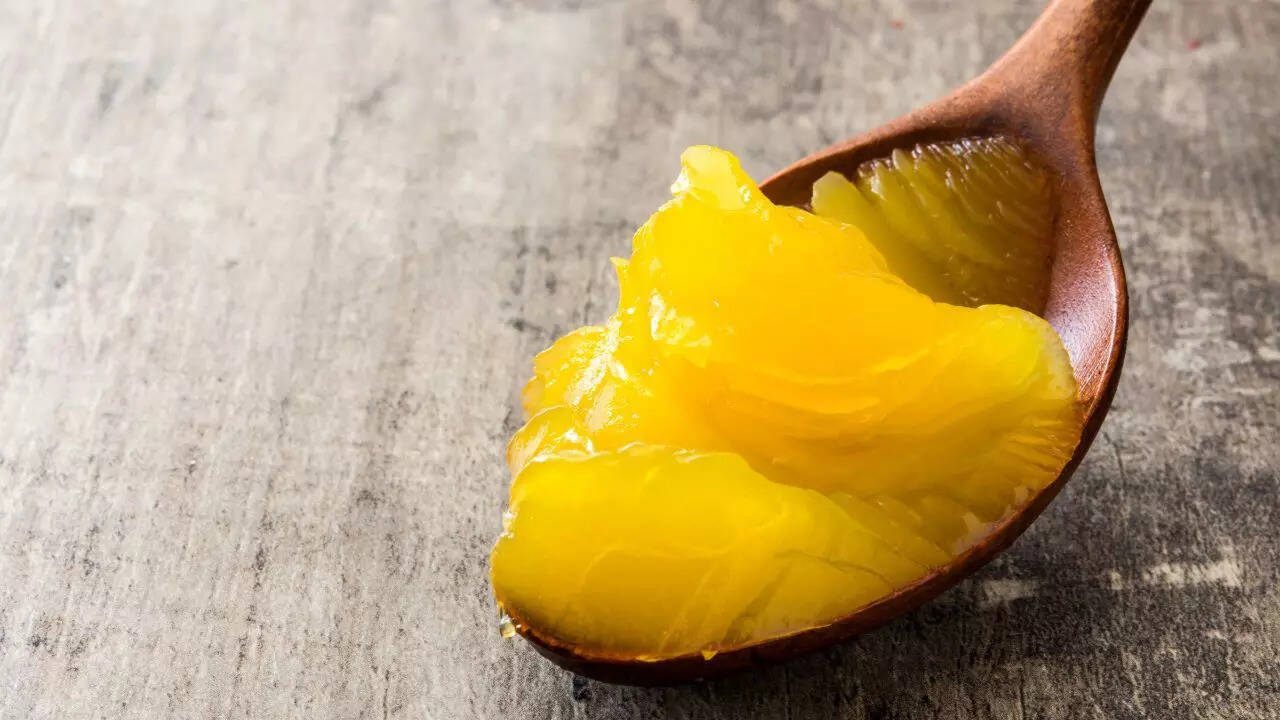 Step-by-step guide to make desi ghee at home from malai
