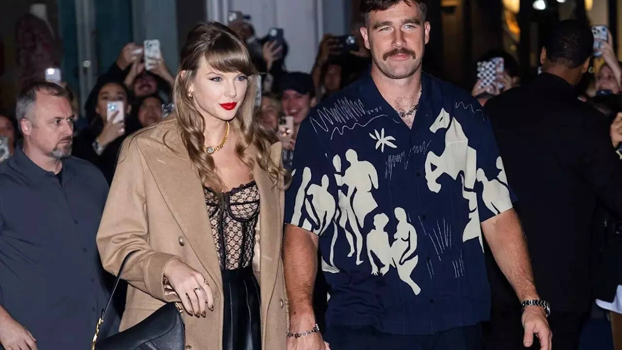 Taylor Swift (17)