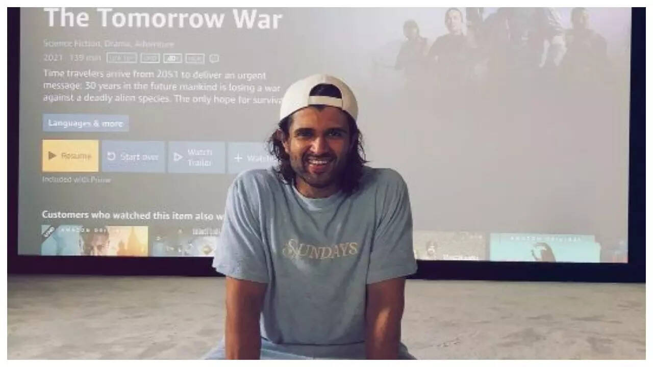 విజయ్ హౌస్ ఎంట్ రూమ్