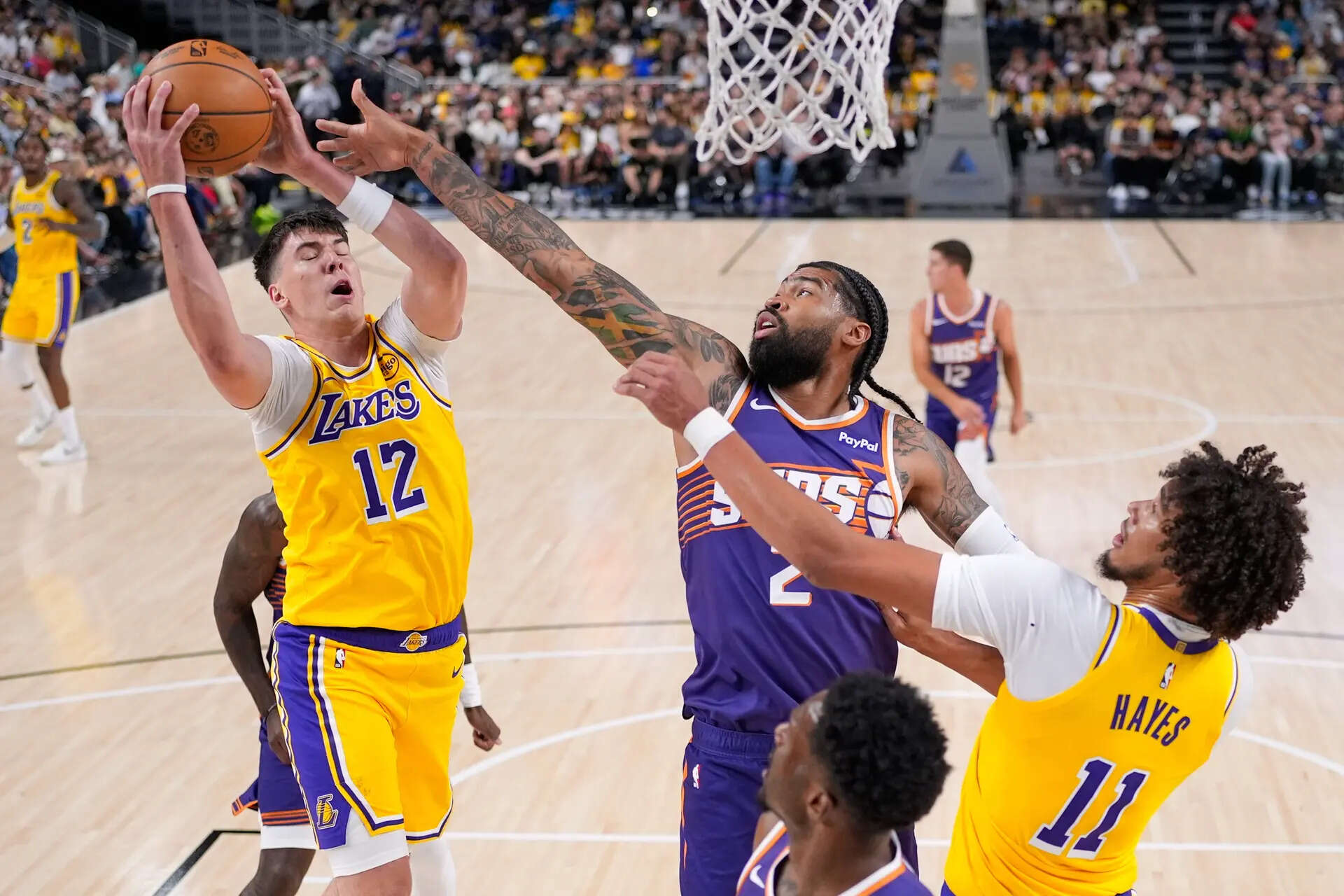 Lakers in a game against the Suns