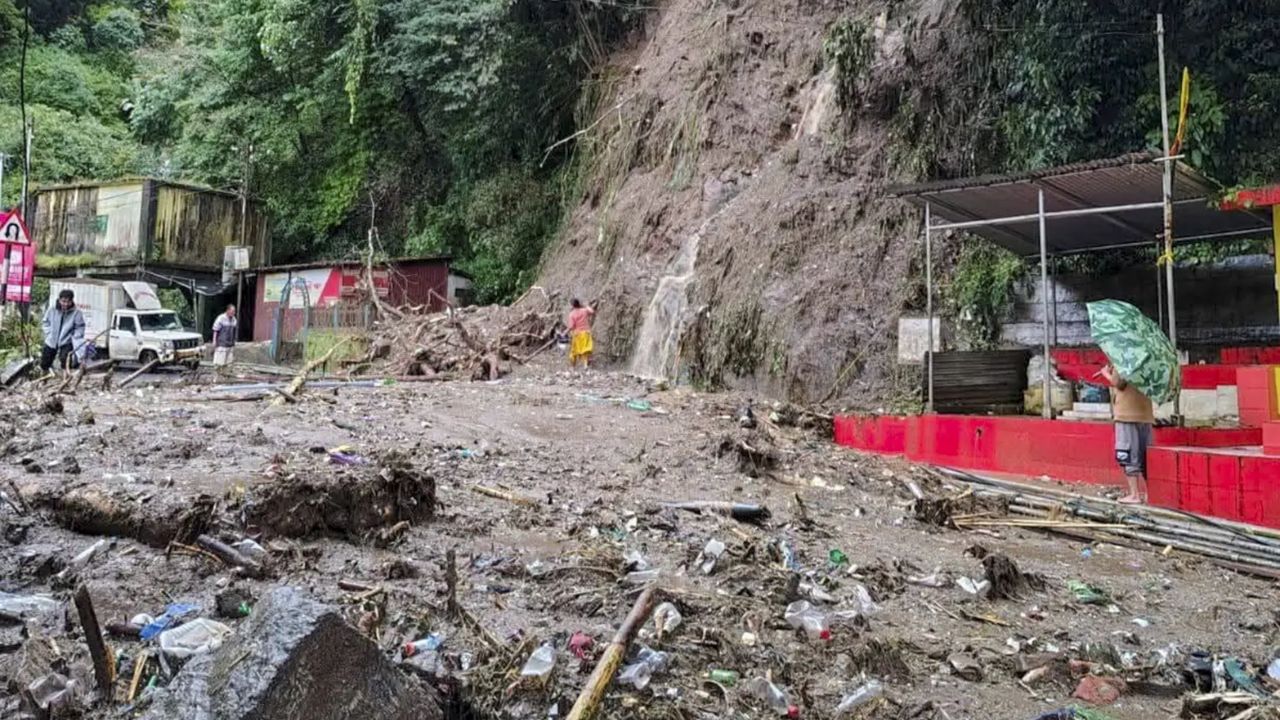 Landslides in Darjeeling