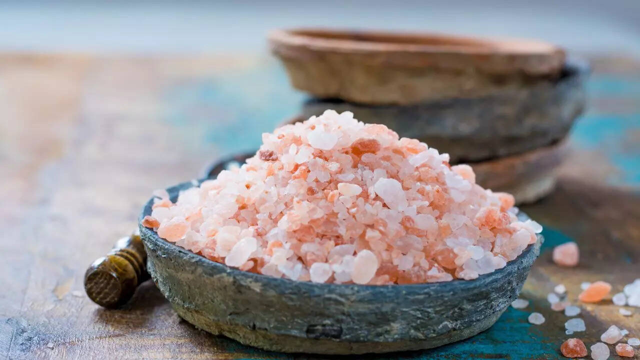 5 dangers of low salt intake you should know