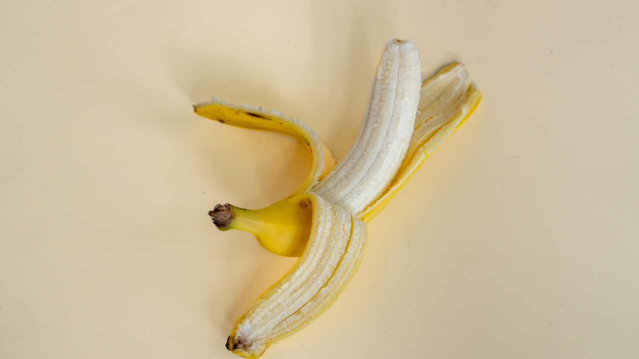 வாழைப்பழம் (2)