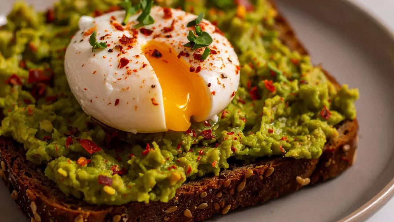 How heating eggs affect nutrition and consistency