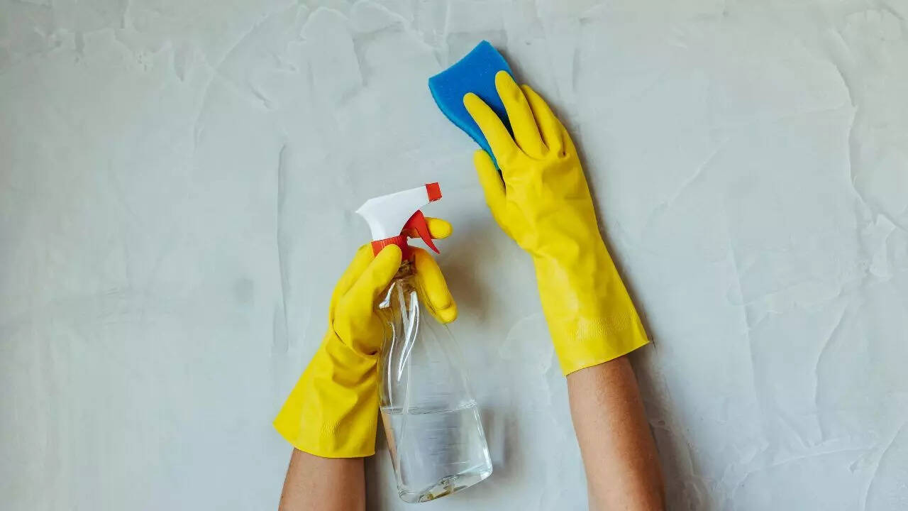Diwali cleaning tips for removing paint stains