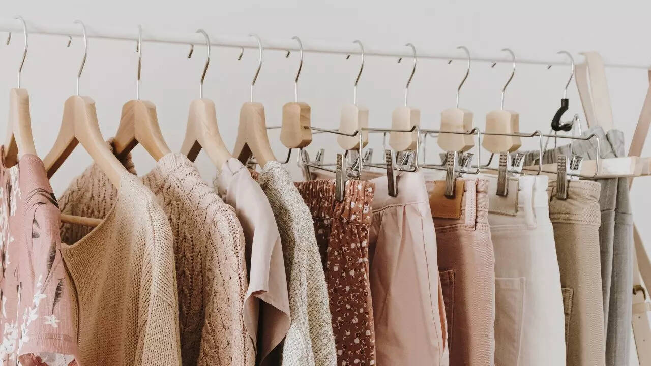 Contemporary clothing