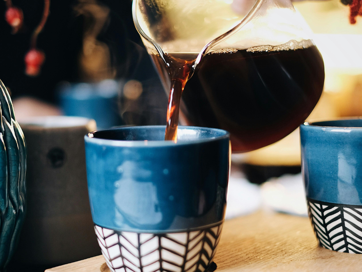 Coffee isn’t just an energy booster, it can also lower the risk of liver cancer by around 15%. The polyphenols and bioactive compounds in coffee support liver health and detoxification. Drinking moderate amounts consistently can contribute to long-term wellness. Coffee power