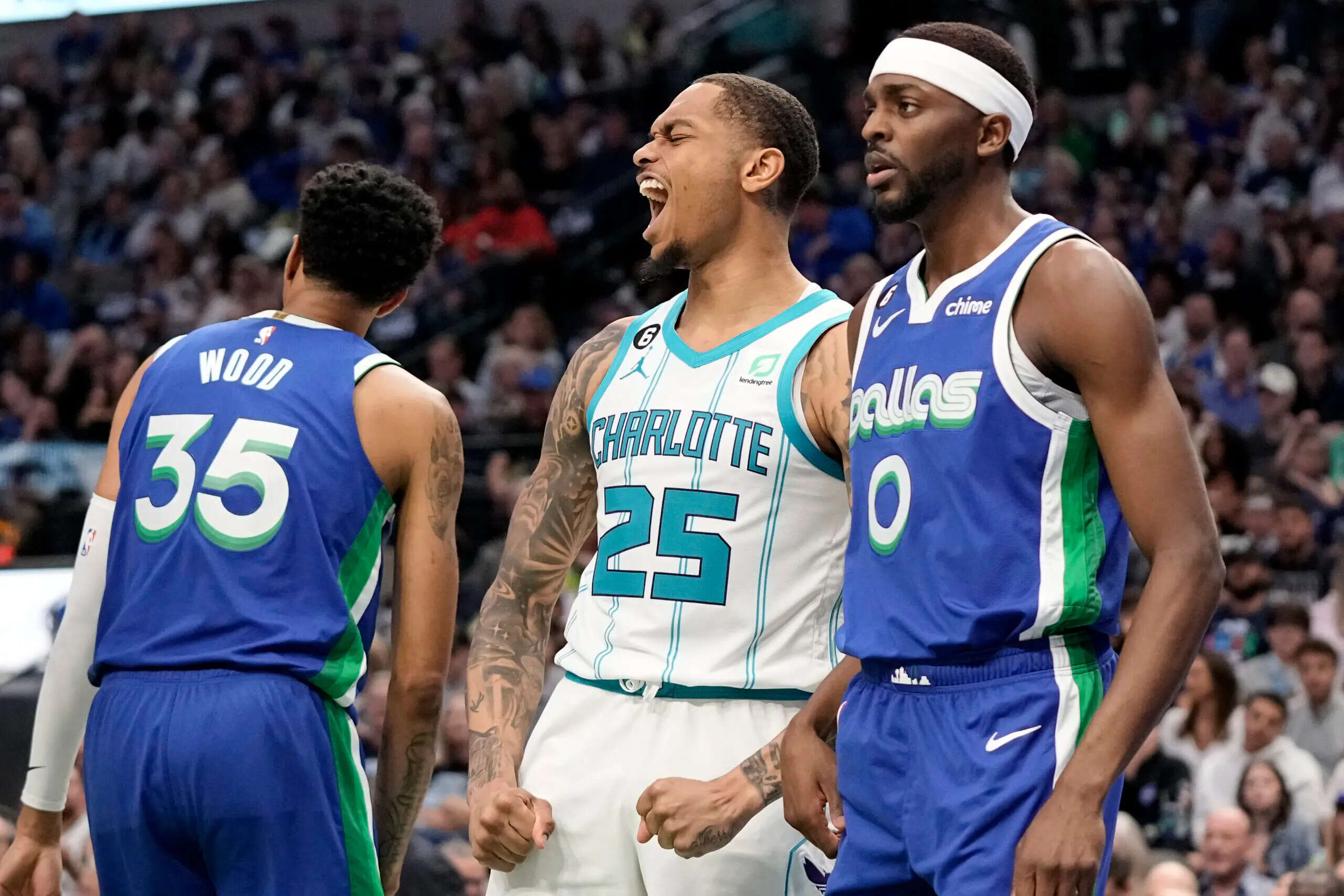 Dallas Mavericks vs Charlotte Hornets