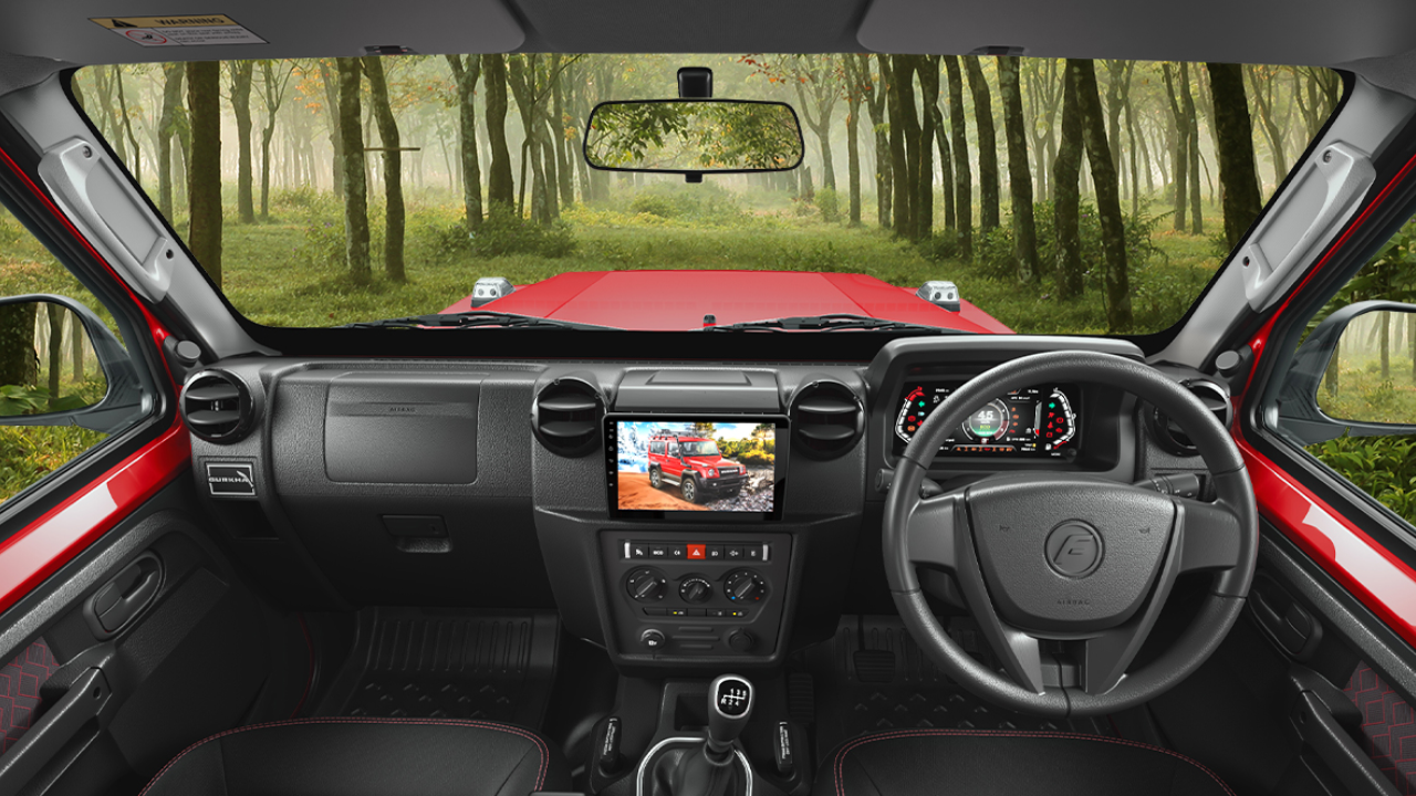 Force Gurkha Interior