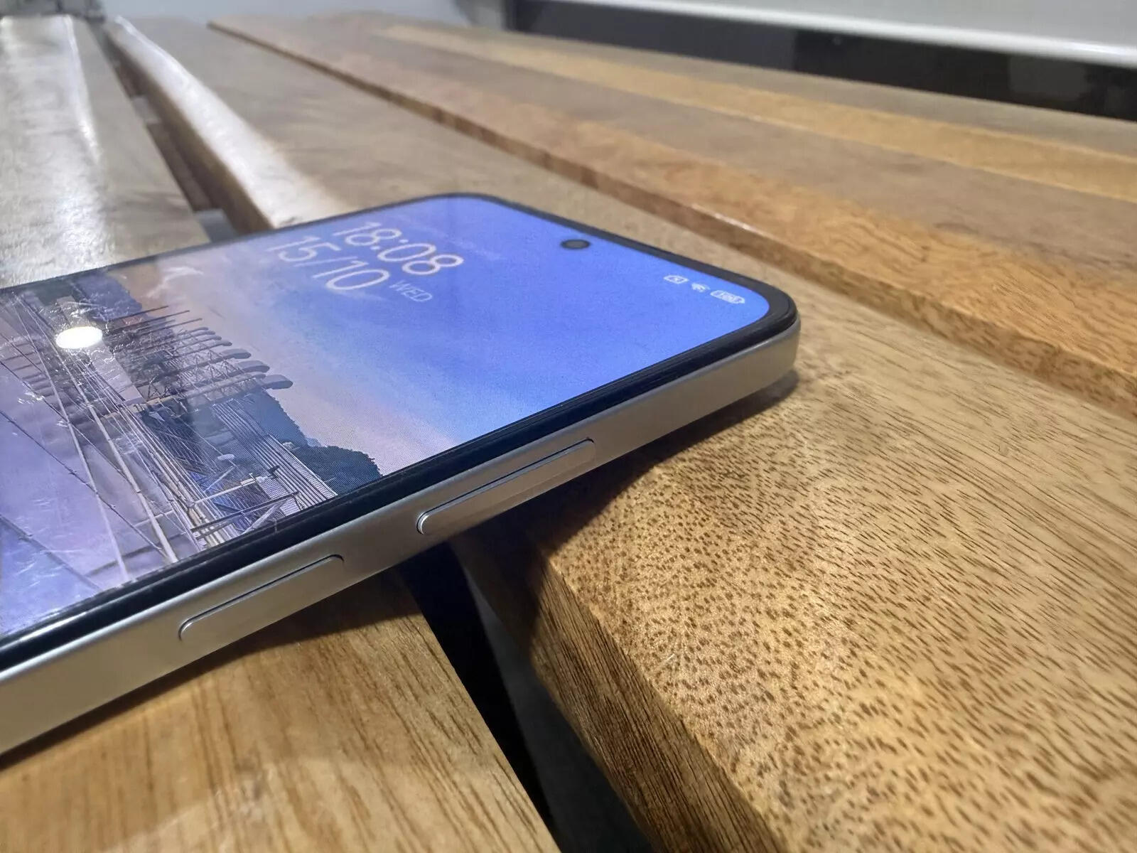 Redmi 15 5G design