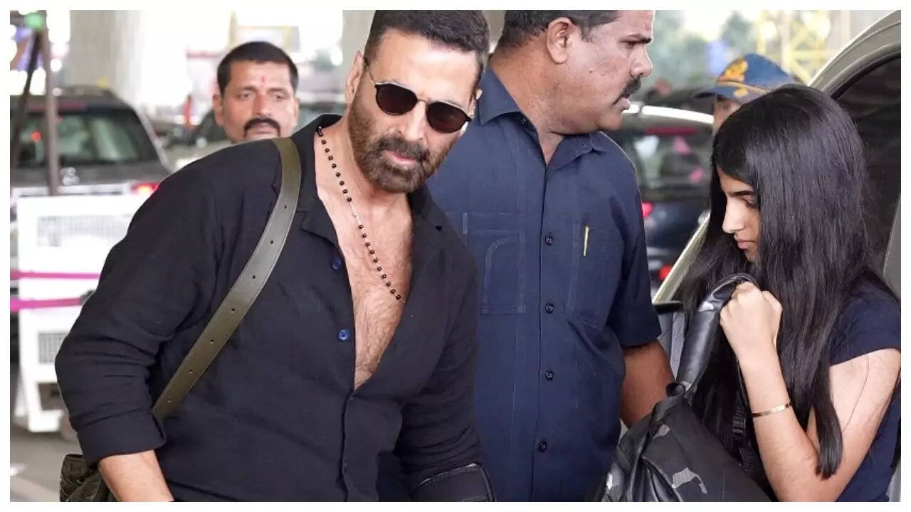 Akshay Kumar (23)