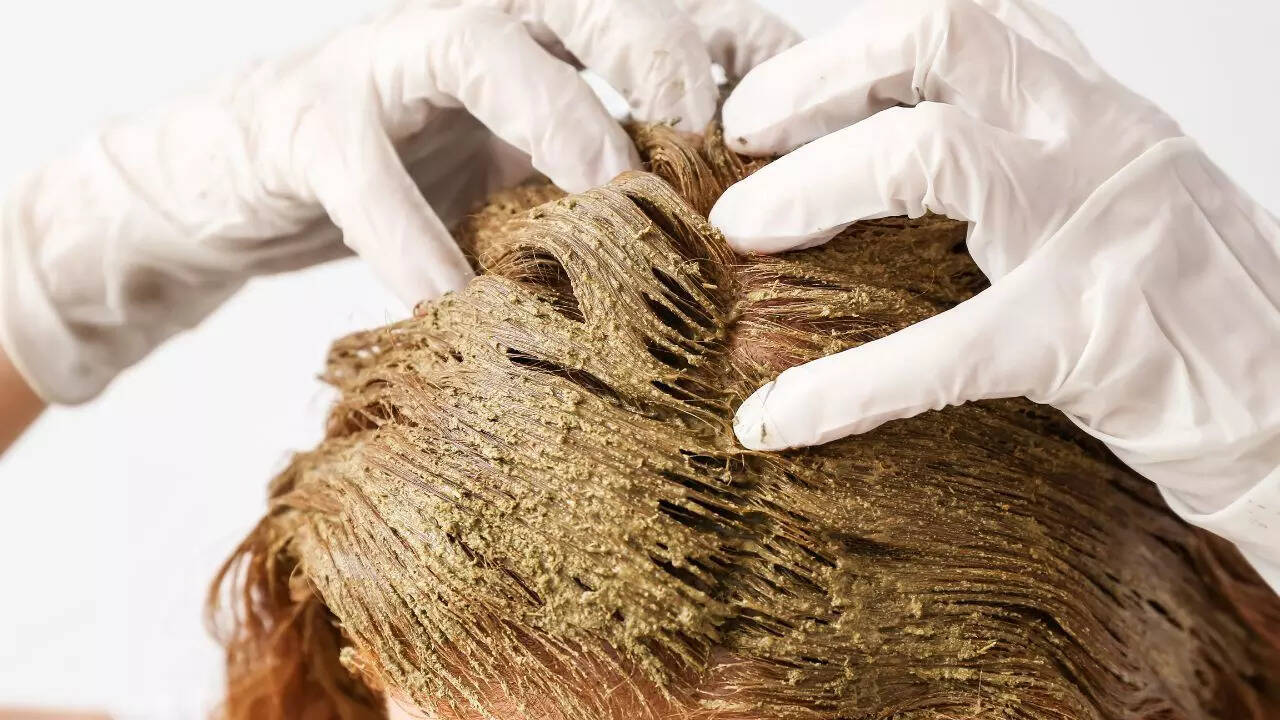 Improve scalp health with henna