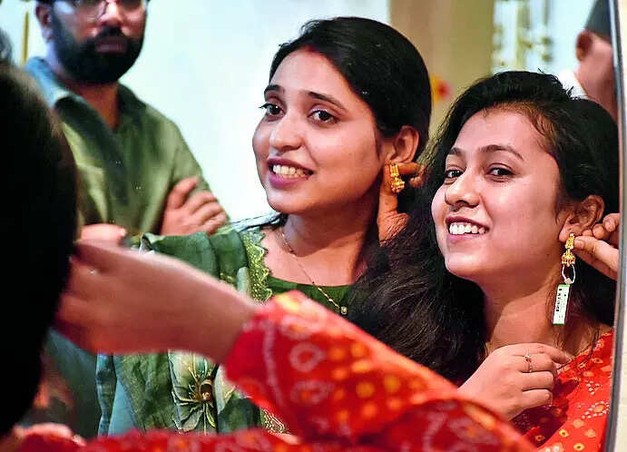 TOI