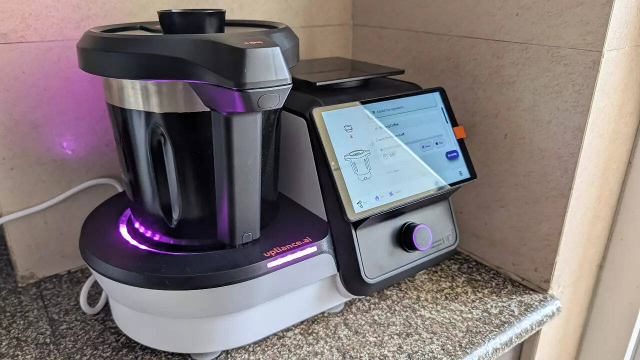 Upliance 2.0 cooking
