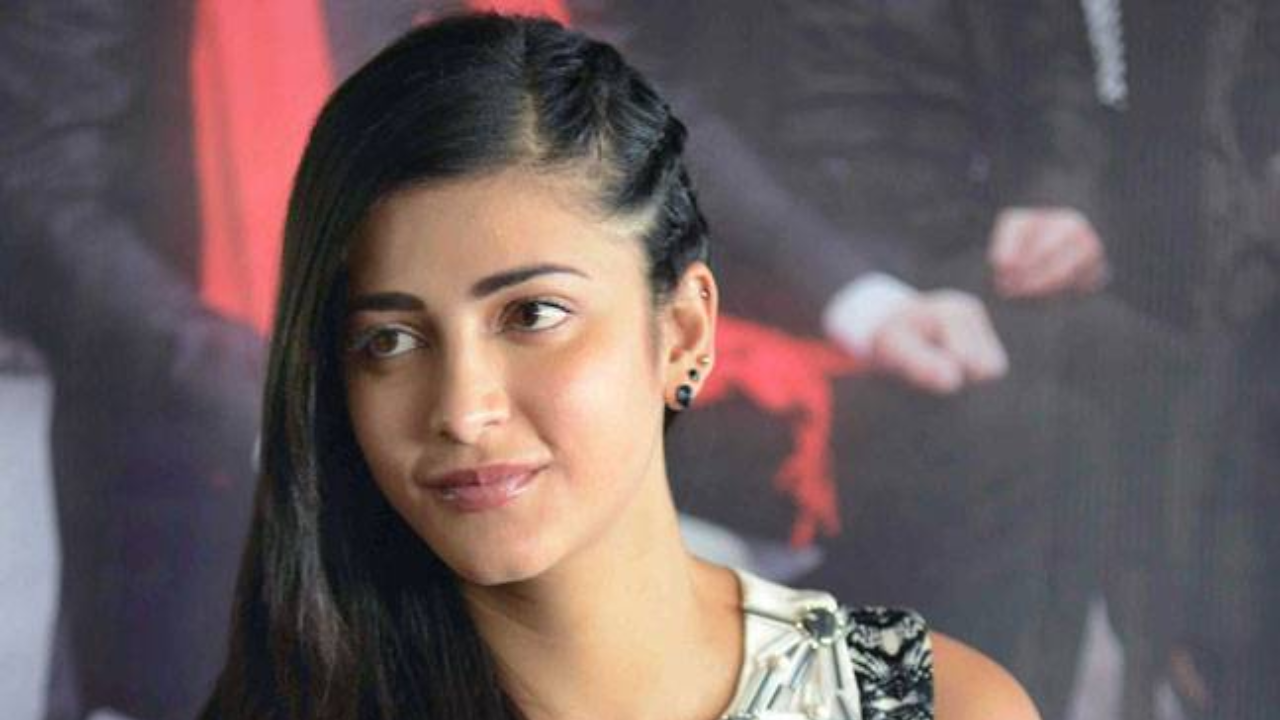 Shruti Haasan reveals the reason of her long hair