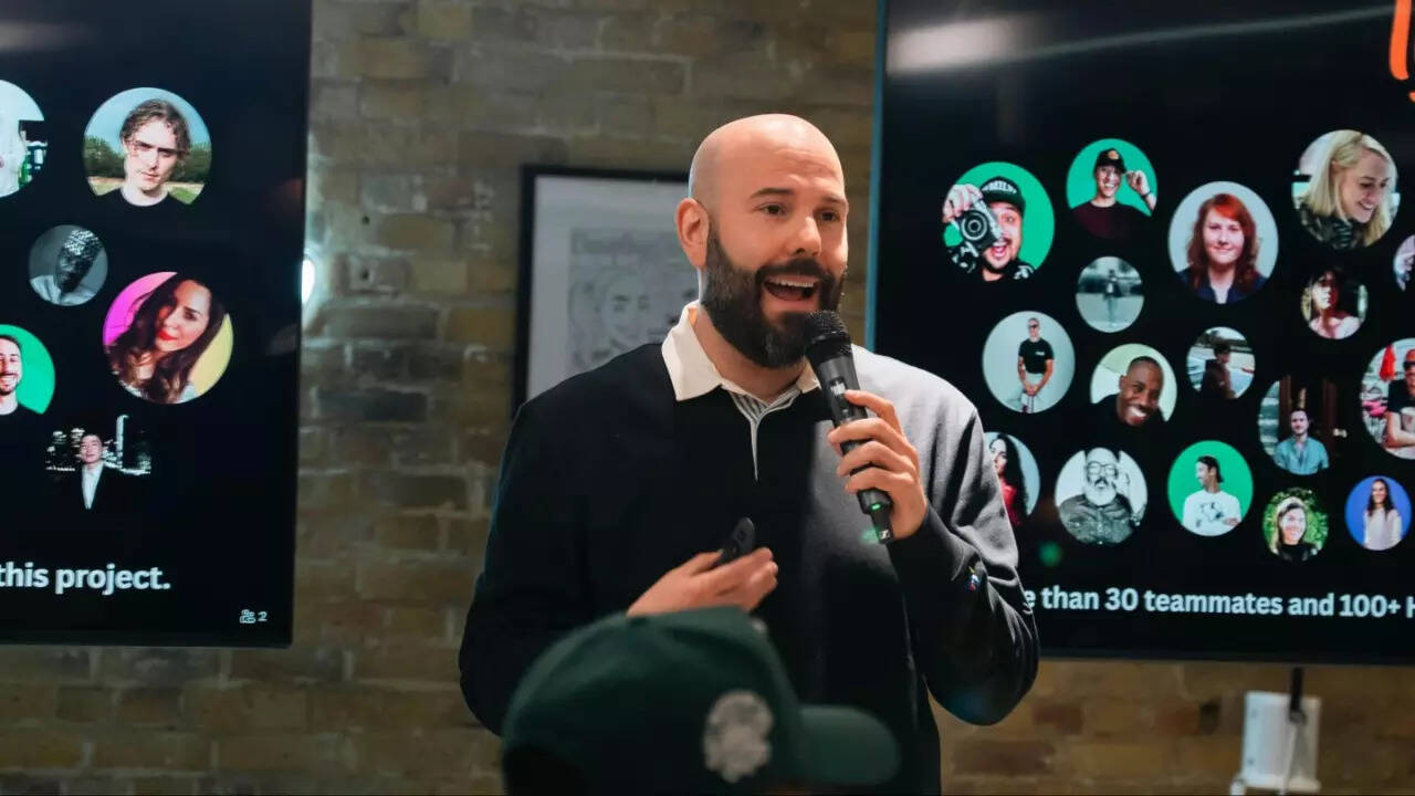 Empathy, self-awareness and relationship management are critical for leading diverse teams. Leaders who can “read the room” resolve conflicts faster and inspire loyalty. According to a 2019 study published in the Harvard Business Review, leaders with high EQ drive stronger collaboration and engagement.