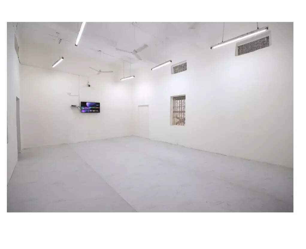 TV, fully-equipped toilet, more of a boutique hotel than jail: Photos show swish cell awaiting Mehul Choksi at Mumbai's Arthur Road | Mumbai News 4 -
