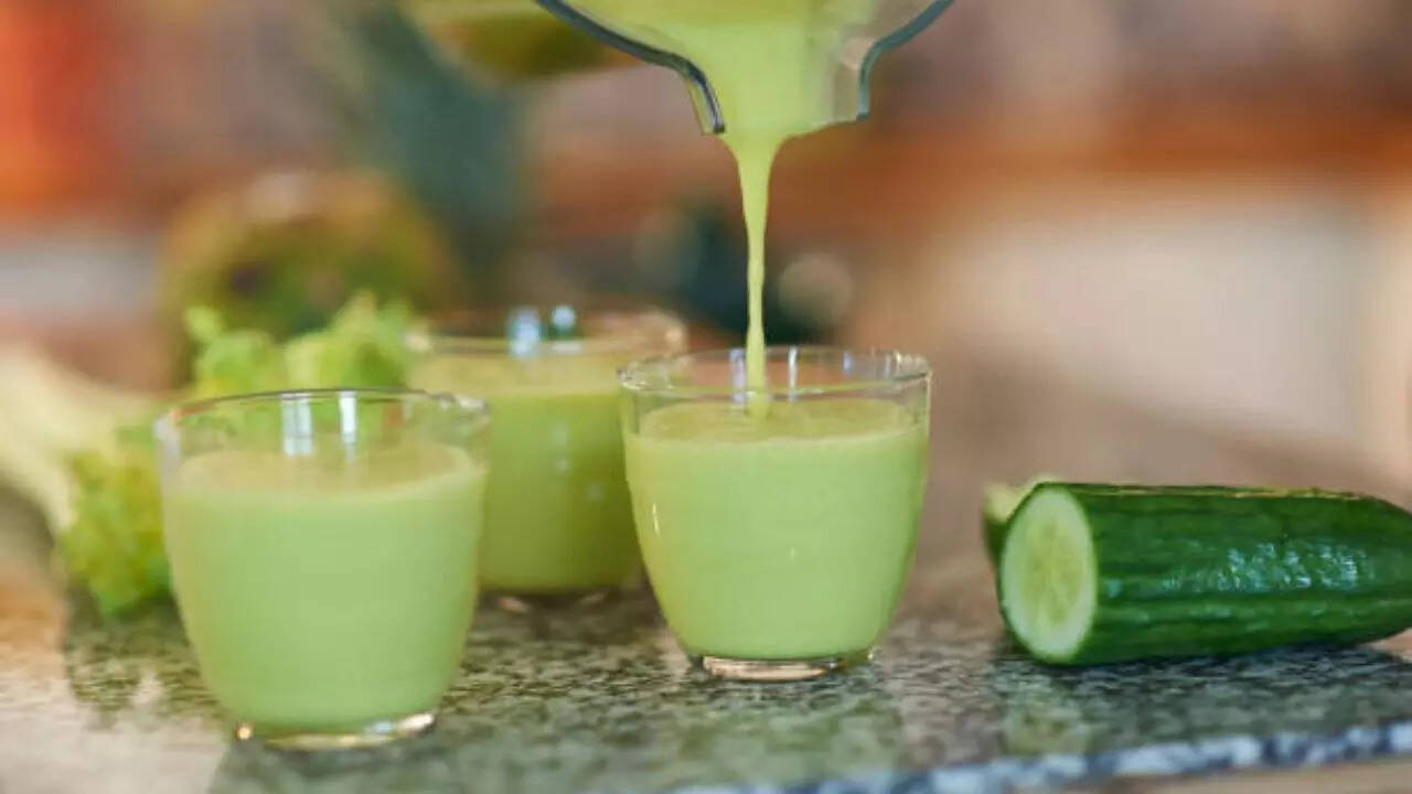 This smoothie is packed with omega-3s and fiber