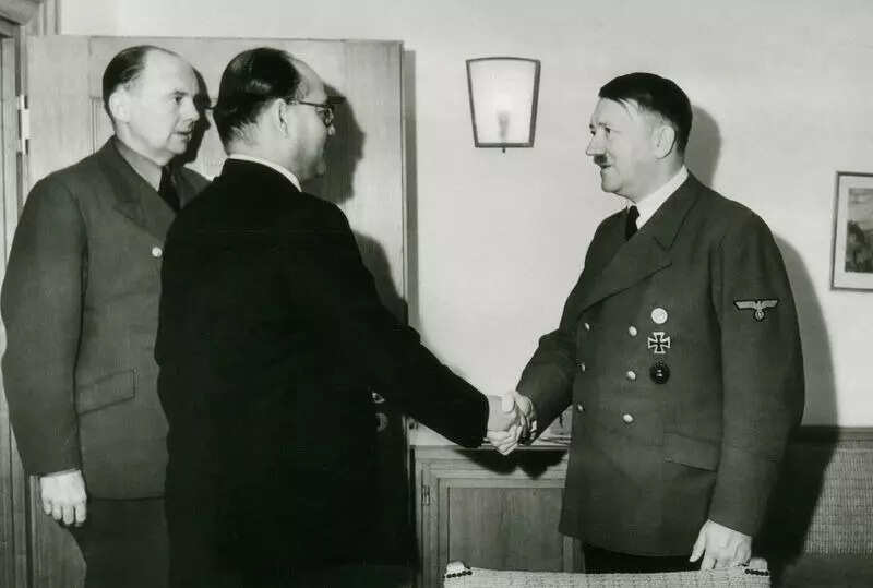Netaji meeting Hilter in Germany