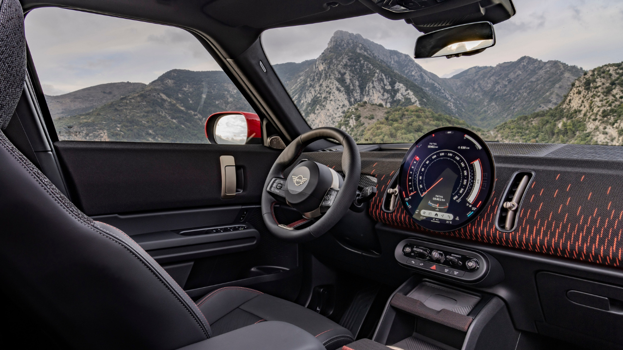 Mini Countryman JCW Interior