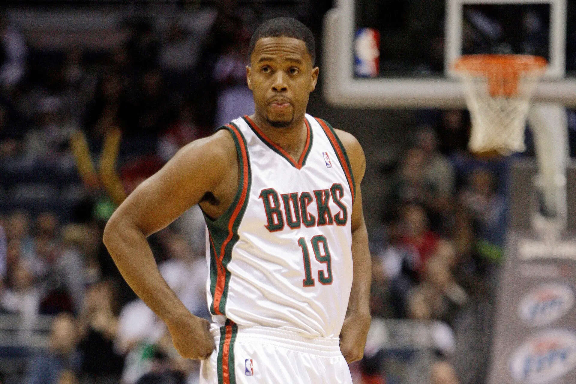 FILE - Milwaukee Bucks' Damon Jones looks on during the second half of an NBA basketball game, Wednesday, Jan. 21, 2009, in Milwaukee. (AP Photo/Morry Gash, File) Who are Chauncey Billups, Terry Rozier and Damon Jones? A look at arrested NBA player and coaches