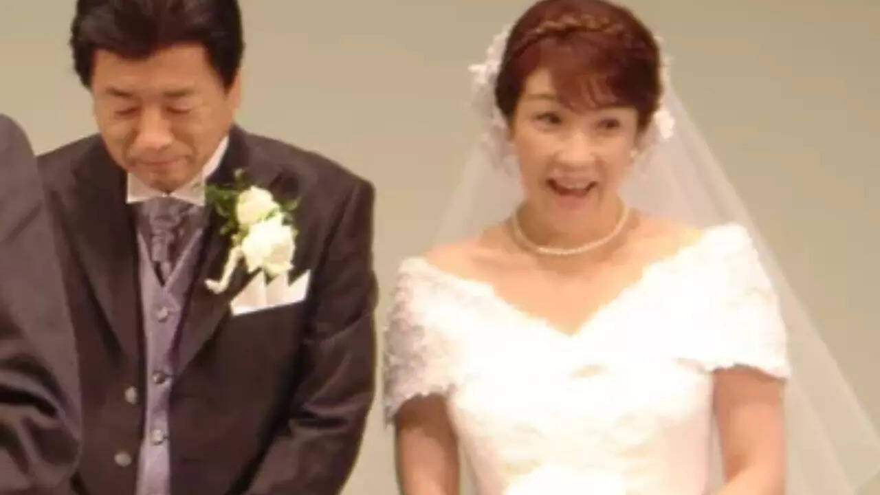 साने ताकाइची (13)