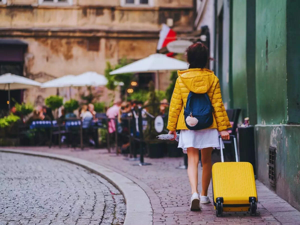 Travel woman