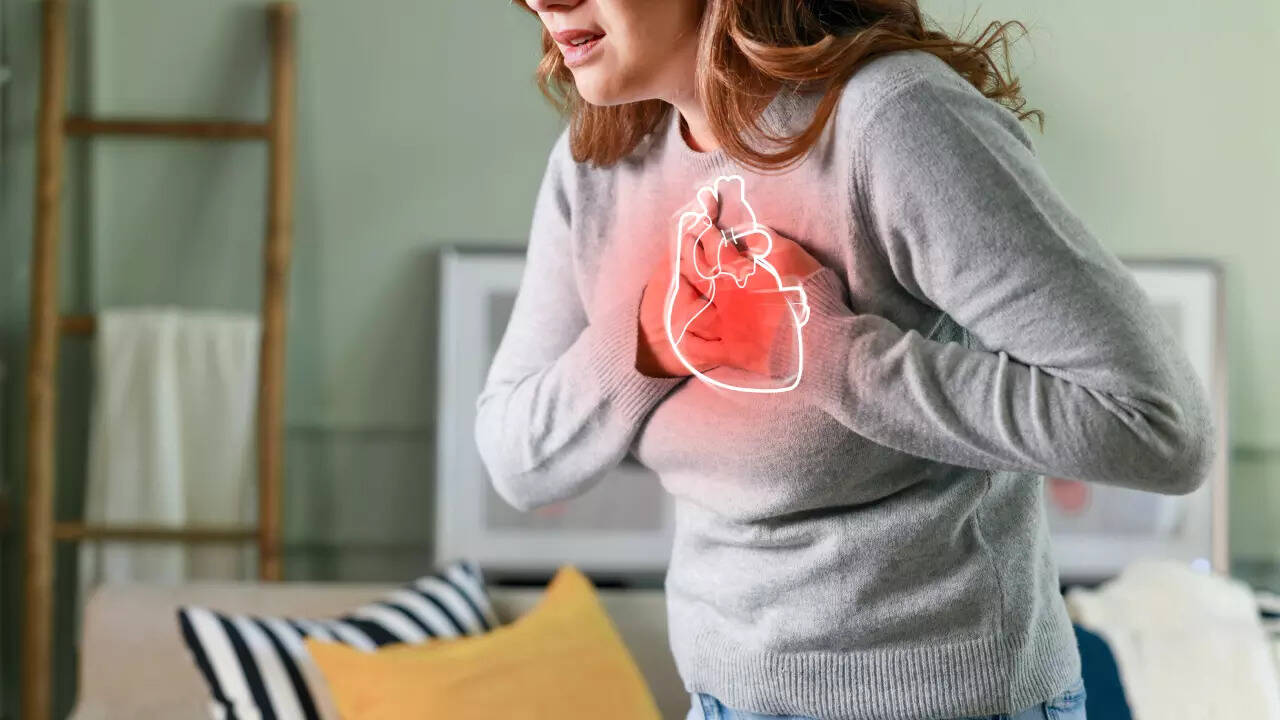 Don’t Wait for Chest Pain! Spot These 3 Early Signs of Heart Trouble Instead  Don’t Wait for Chest Pain! Spot These 3 Early Signs of Heart Trouble Instead