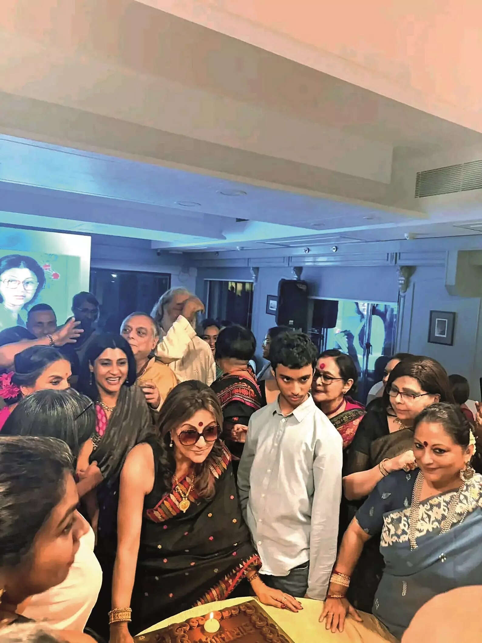 P4_SS_Konkona at Aparna birthday
