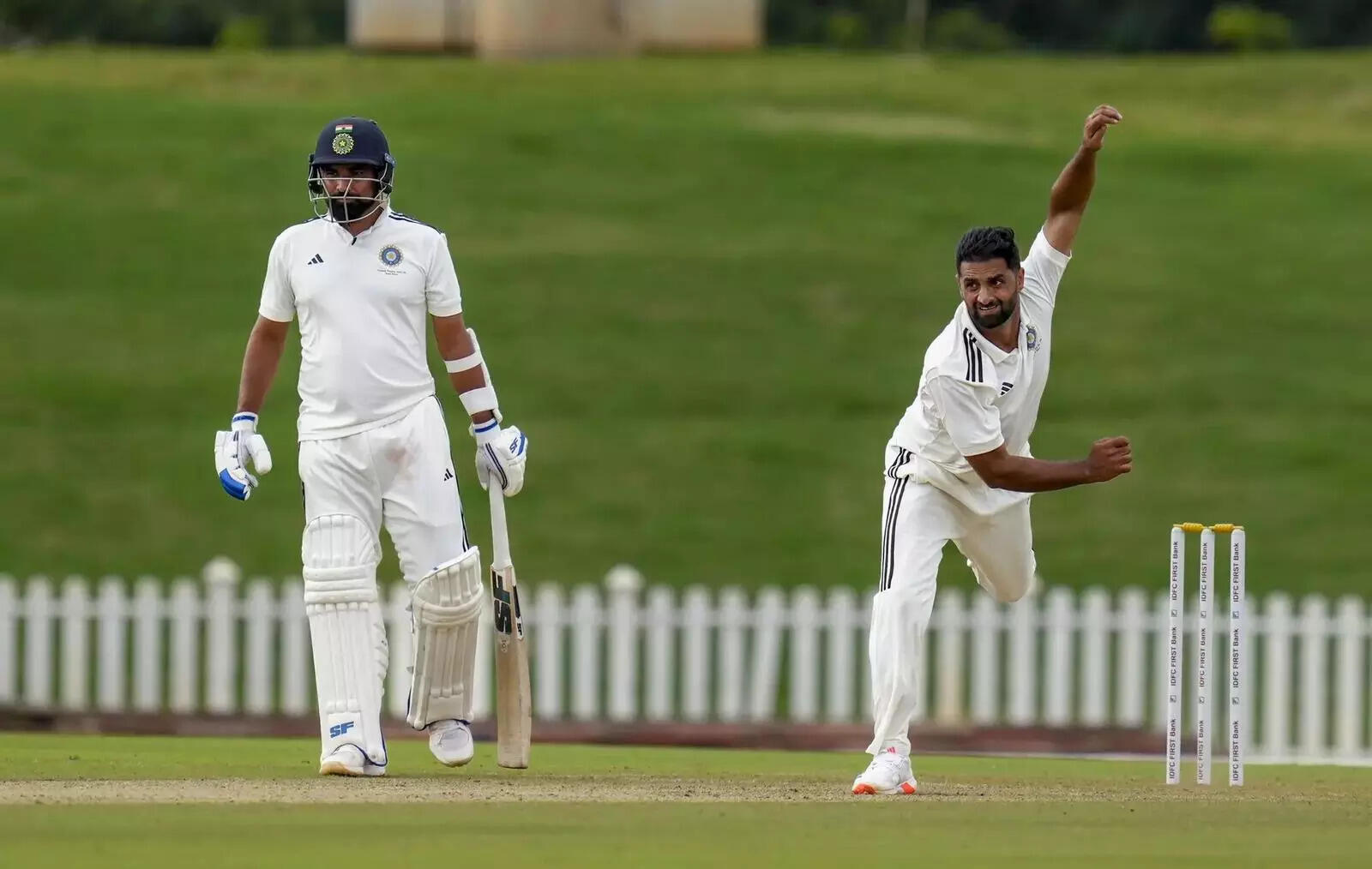 Auqib Nabi wants to play for India, and the way he is taking wickets, the “Dale Steyn of Baramulla” may not be far from an India call-up. (PTI) Duleep Trophy 2025_ East Zone vs North Zone (19).