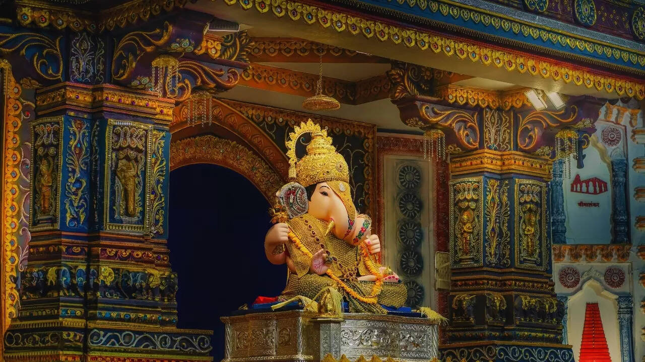 Dagdusheth Halwai Ganpati Temple