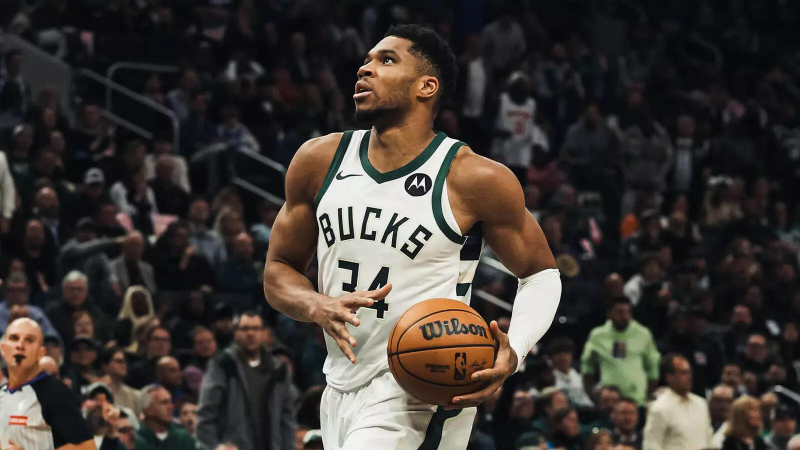 Giannis Antetokounmpo is an amazing player (Image via NBA) Giannis Antetokounmpo is an amazing player
