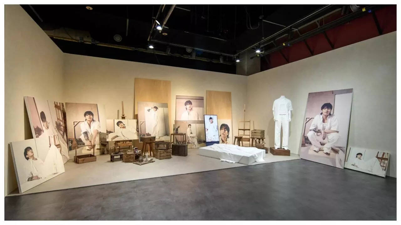 Jung Kook's 'GOLDEN_ The Moments' Exhibition in Mumbai (1)