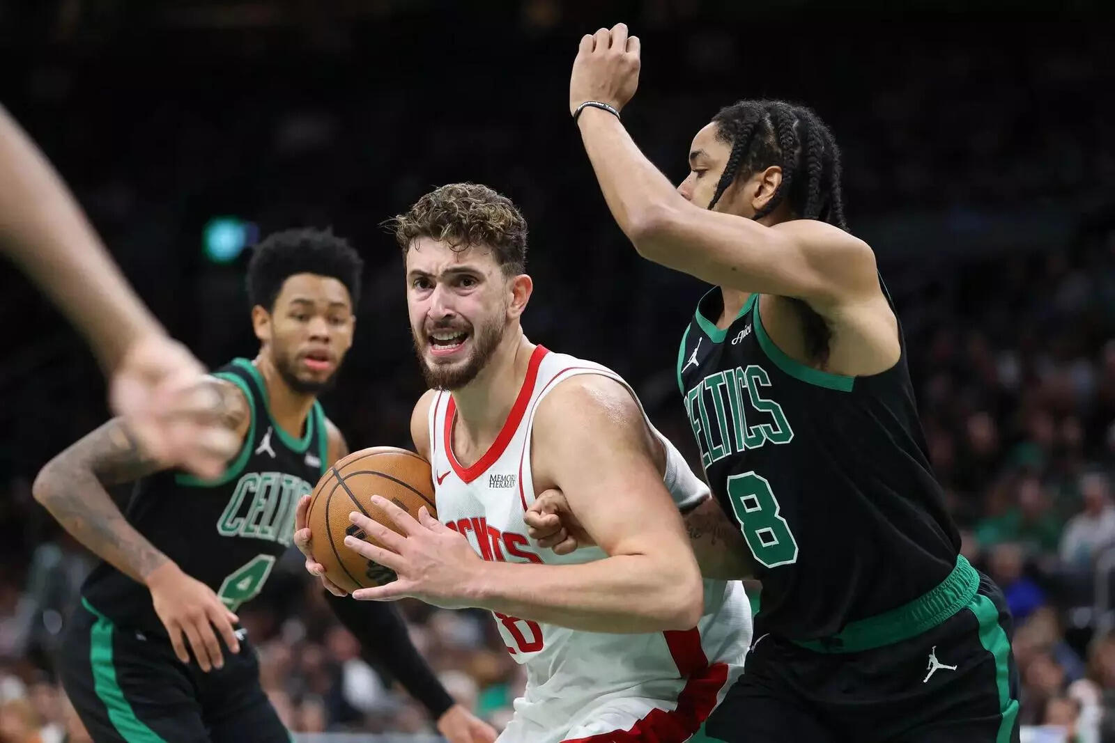 Houston Rockets center Alperen Sengun (28) drives to the basket during the second half against the Boston Celtics (Image via Imagn) Houston Rockets center Alperen Sengun (28) drives to the basket during the second half against the Boston Celtics