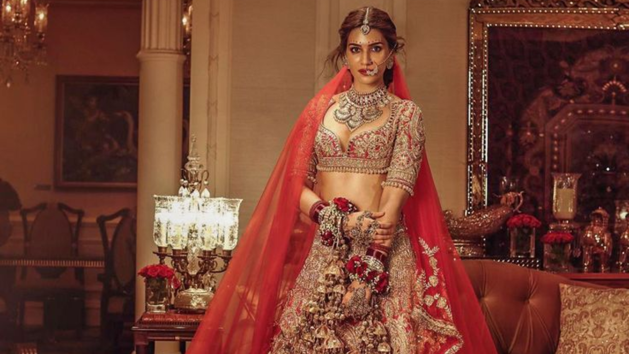 How to spot a fake Manish Malhotra lehenga