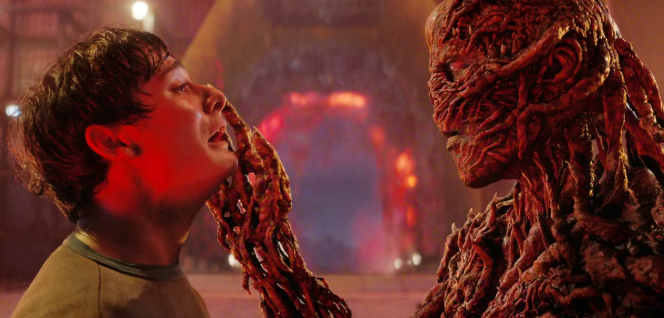 अजनबी चीजें