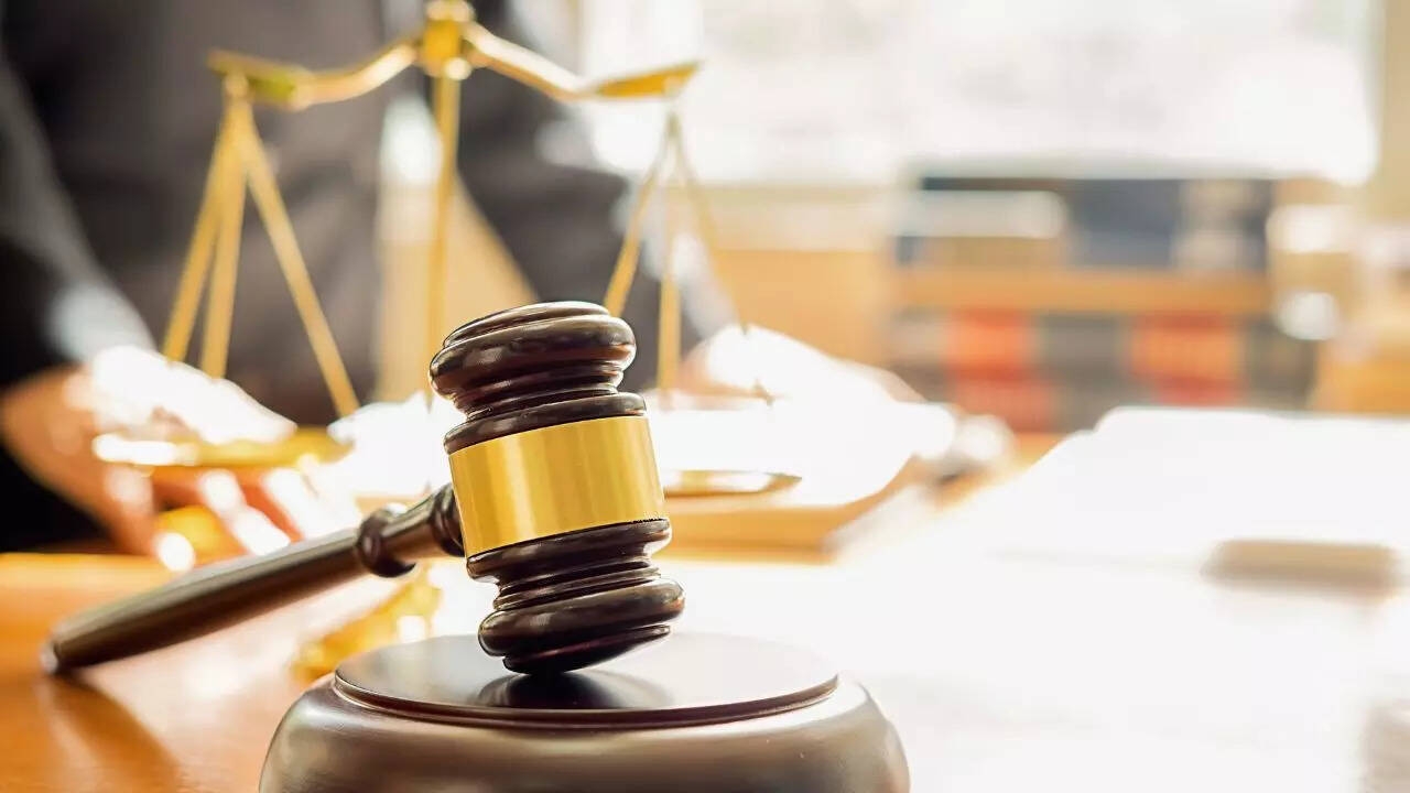 After breakup, man faces legal trouble and forced marriage pressure: “I’m really losing myself”