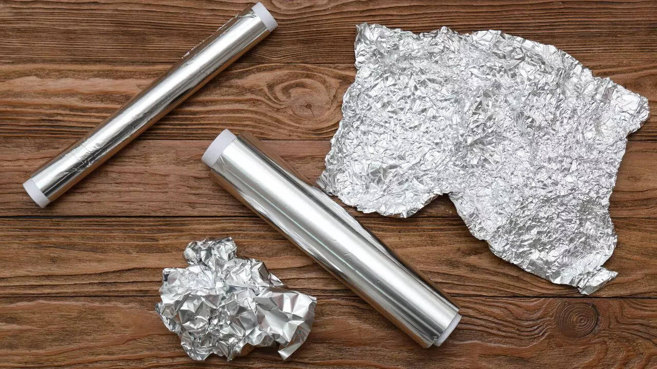 How to use the aluminium foil hack safely and correctly