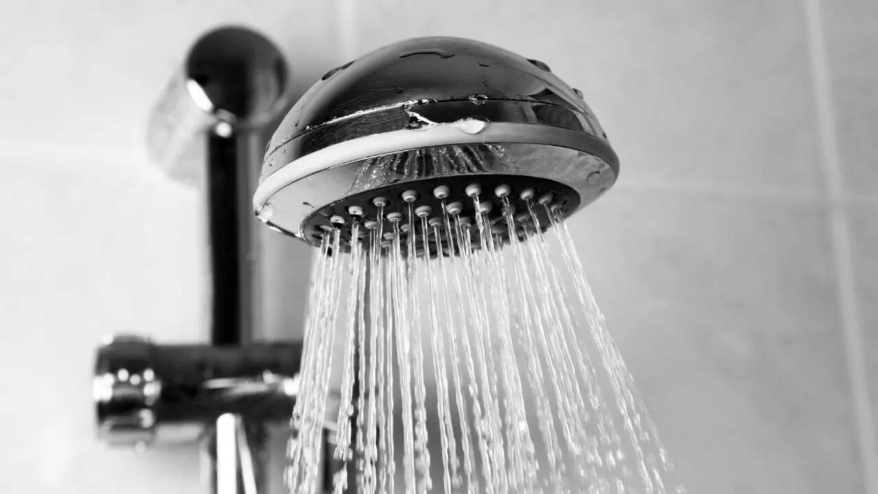 How to clean a shower head safely and reduce bacteria buildup