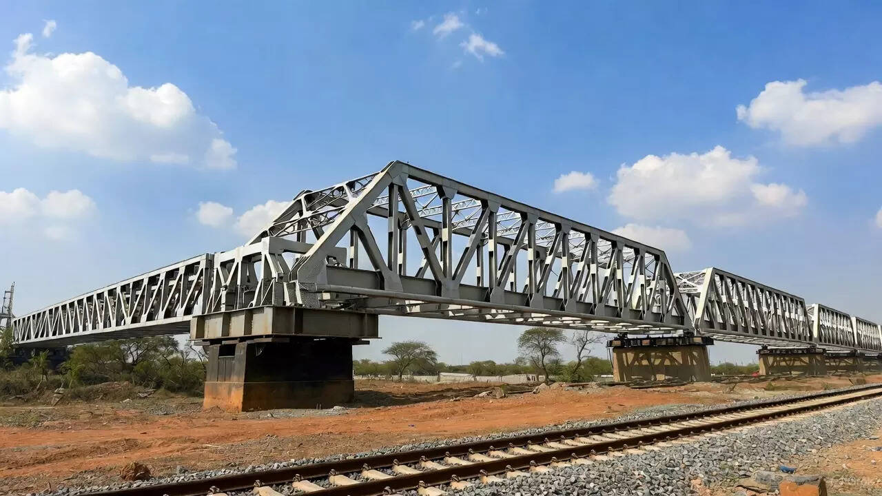 60-metre, 485-ton steel bridge (Representative image)