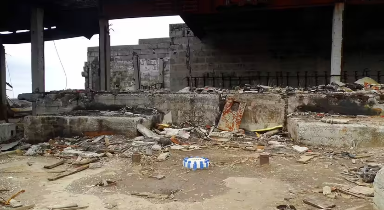 கோலா சூப்பர் டீப் போர்ஹோல்