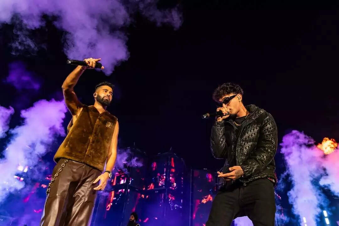 AP Dhillon with Yung DSA at his Pune Concert