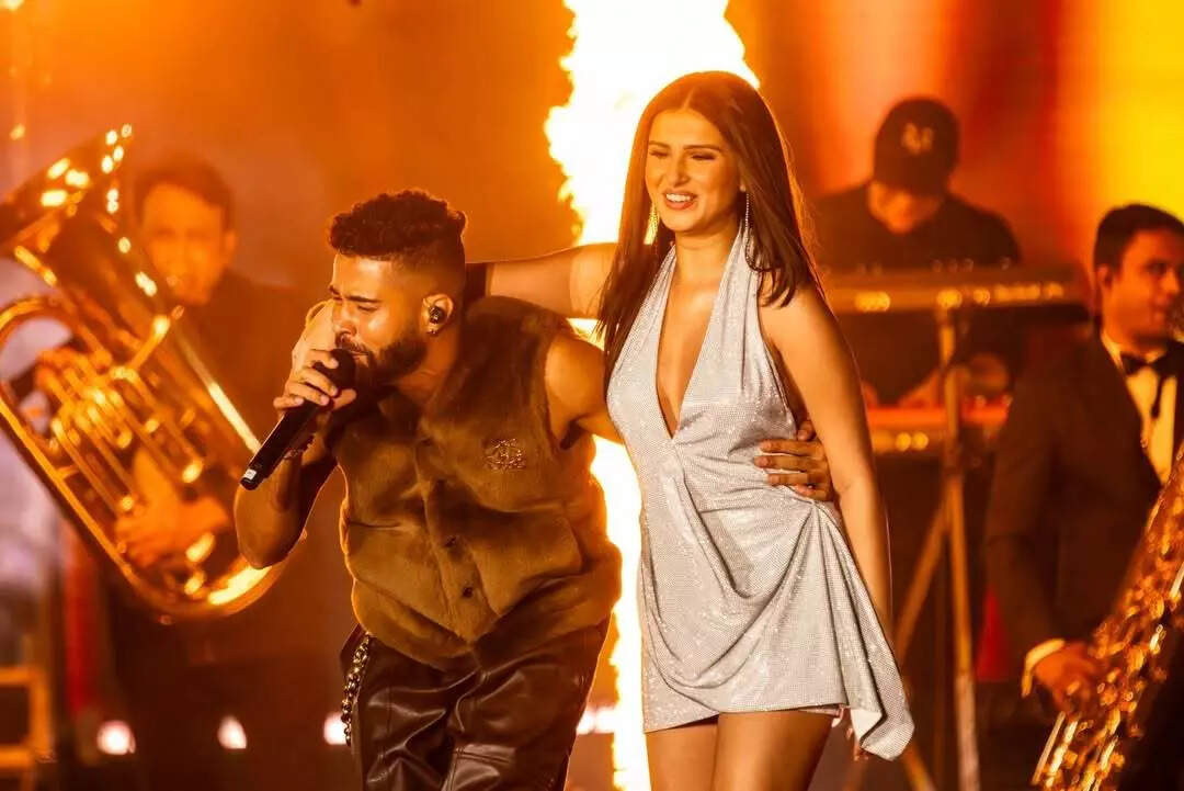 Tara Sutaria on stage with AP Dhillon during his Pune concert