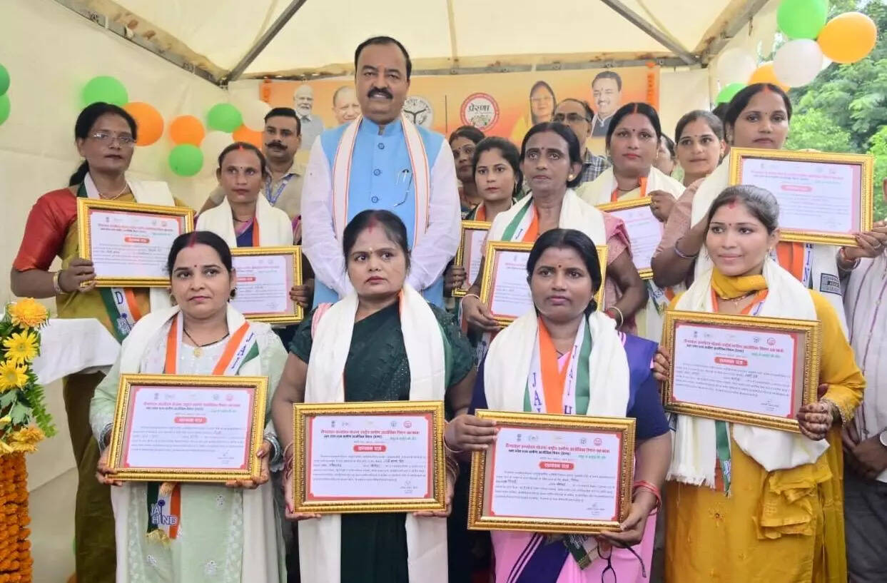 Shashibala felicitated by UP dy CM Keshav Maurya